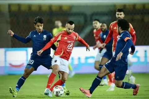 صافرة الغازي.. حكام مباراة الأهلي وإنبي في الدوري المصري